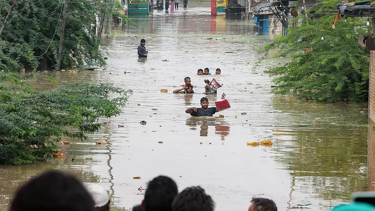 Flooding after rain in Faridabad