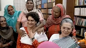 Haryana women farmers visit Sonia Gandhi residence for a luncheon.