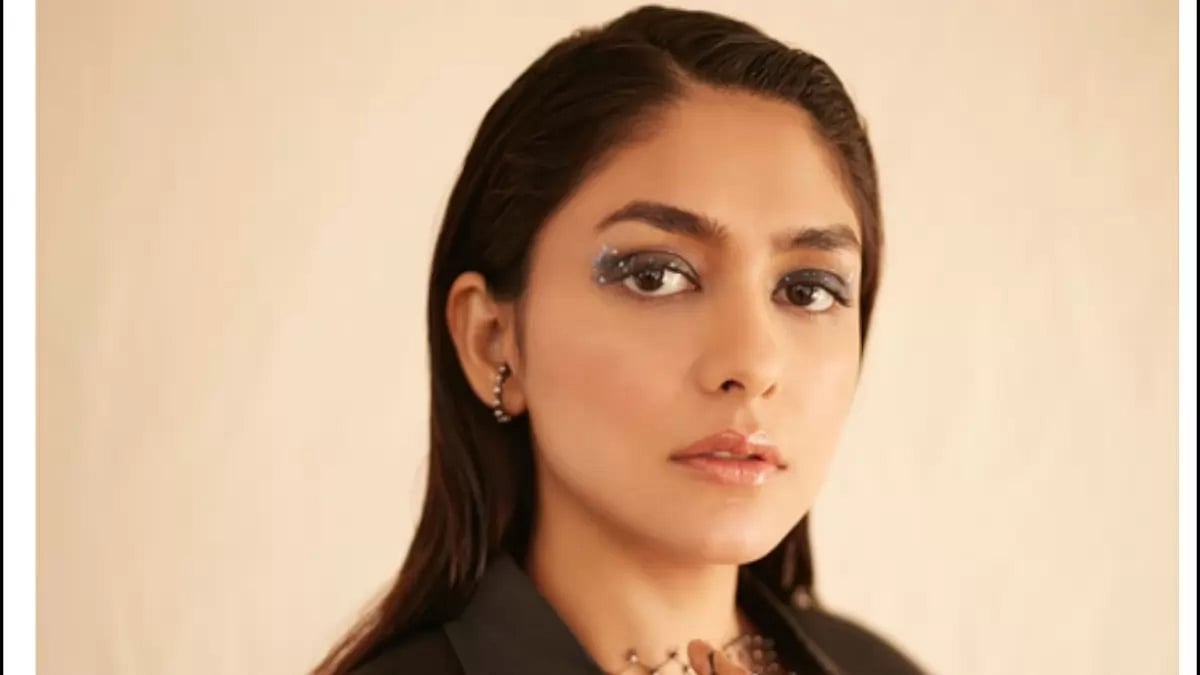 Mrunal Thakur