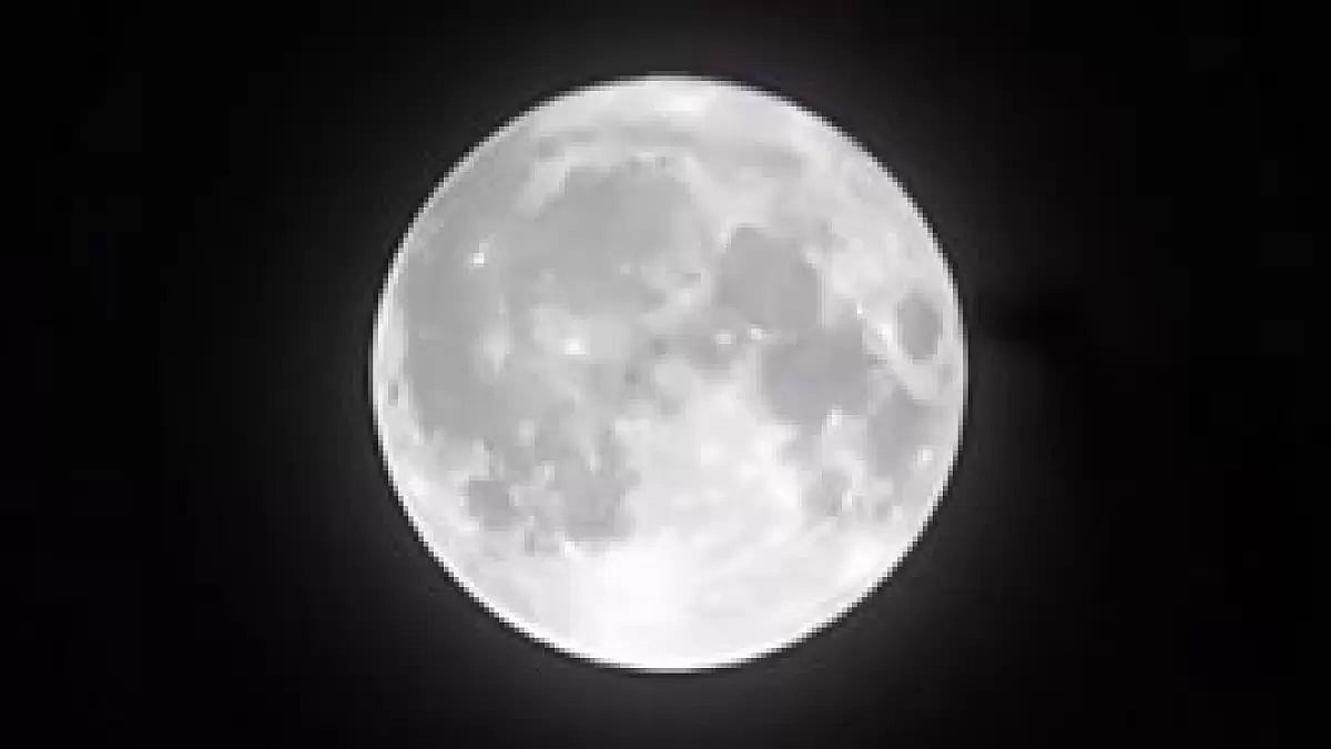 The Supermoon was visible from different cities in India on Tuesday