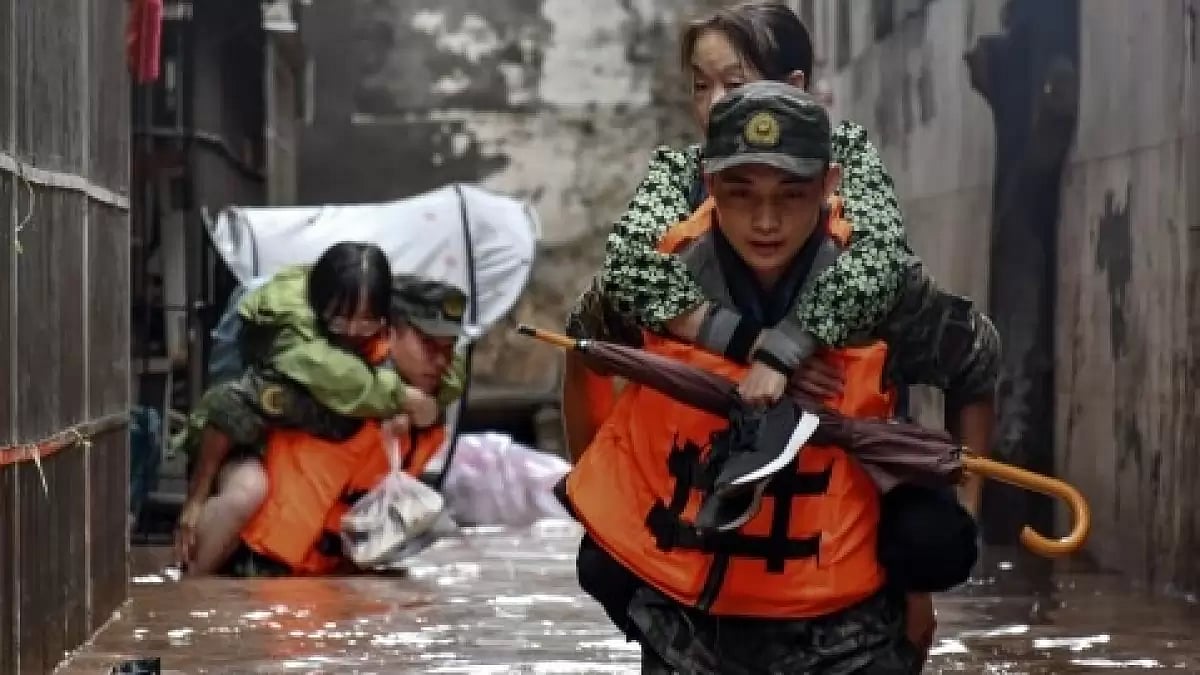 Rescue operations underway in flood-hit Beijing