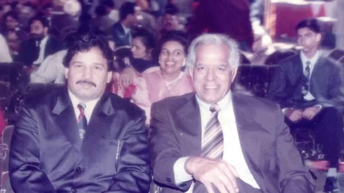 Kartar Singh with Dara Singh in younger days. 