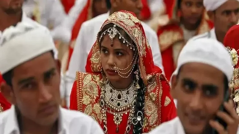 The Maharashtra government has made a committee for the surveillance of interfaith and intercaste ma - null