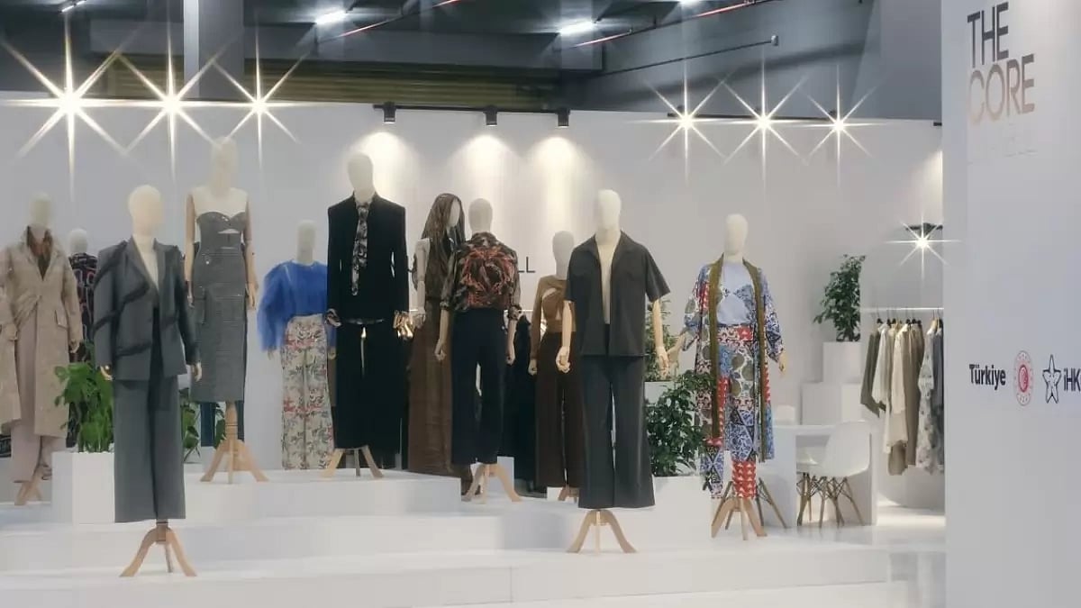 Mannequins in a fashionable outfit at IFCO Exhibition