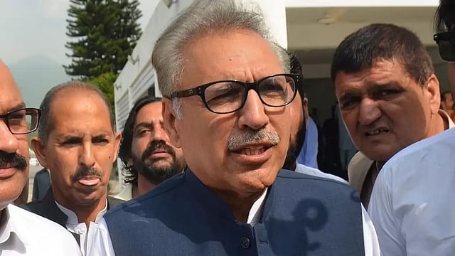 President Arif Alvi May Not Administer Oath To New Pakistan Prime Minister