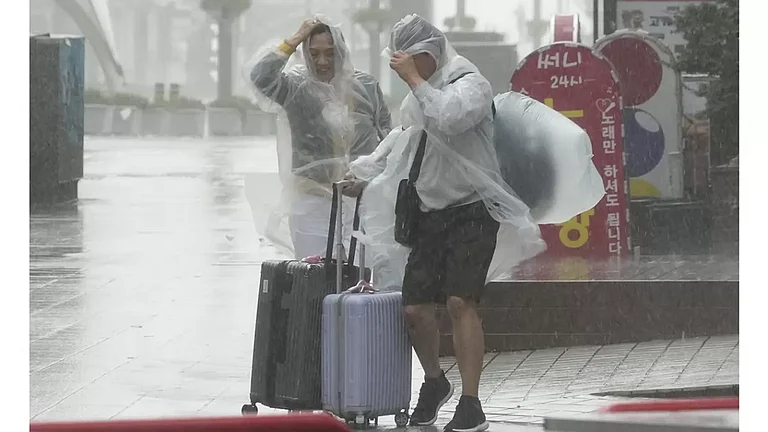 Typhoon Gaemi Heads Towards Taiwan; Land And Sea Alerts Issued, Markets Closed - null