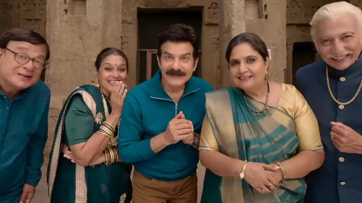 A Still From ‘Khichdi 2 - Mission Paanthukistan’