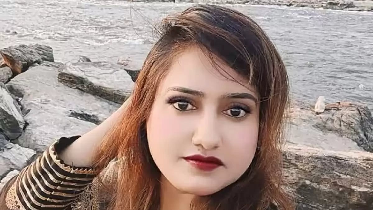 BJP Leader Sana Khan 