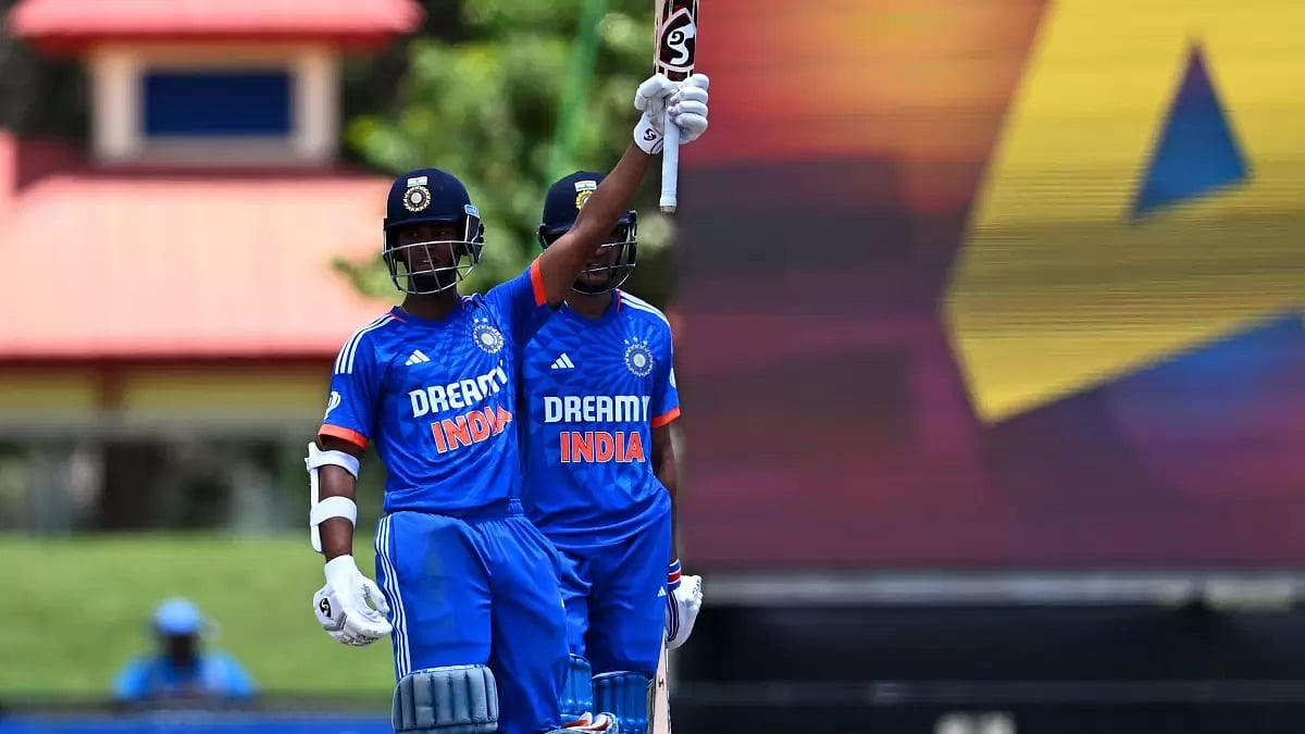 Yashasvi Jaiswal acknowledges the applause while Shubman Gill looks on in Lauderhill 