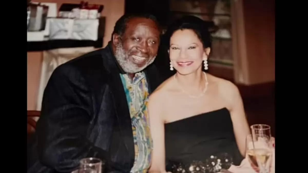 Clarence Avant the “Godfather of Black Music” has died at his residence aged 92.