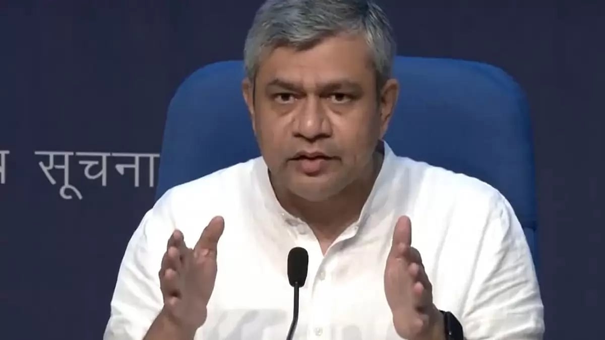 Union Minister Ashwini Vaishnaw announced PM Vishwakarm scheme has been approved by the Cabinet.