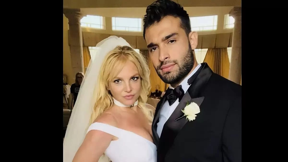 Britney Spears and Sam Asghari at their wedding ceremony in June 2022