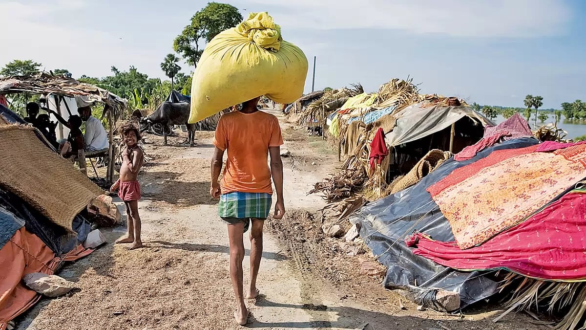 Deprived Lot:  Musahars make a living by working in labour-intensive industries. They have to struggle for basics like shelter, electricity, piped water, education, and livelihood