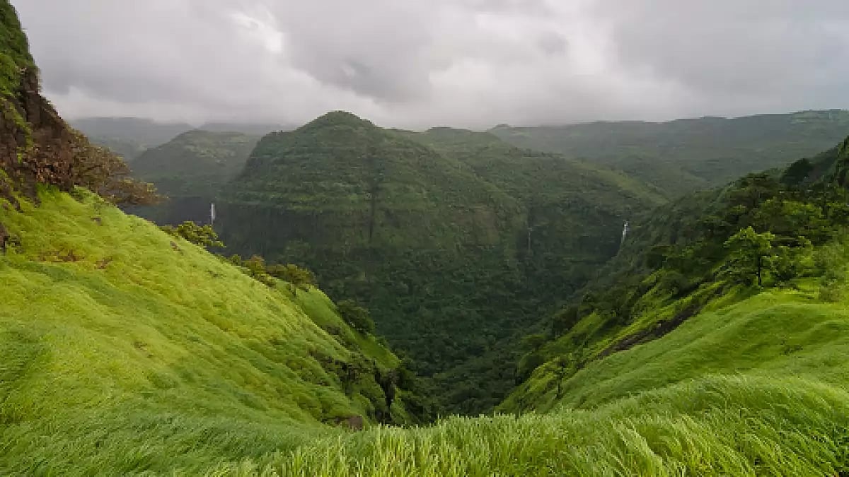 Varandha Ghats, a mountain passage on the crest of the Western Ghats, Mahad, Maharashtra. 