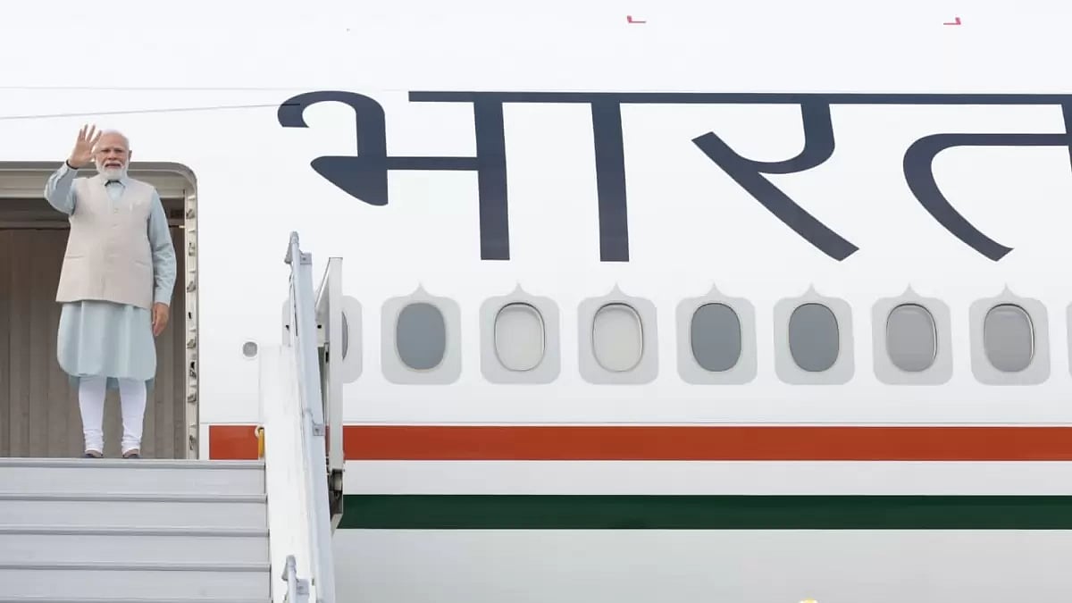 PM Modi emplanes for South Africa and Greece.