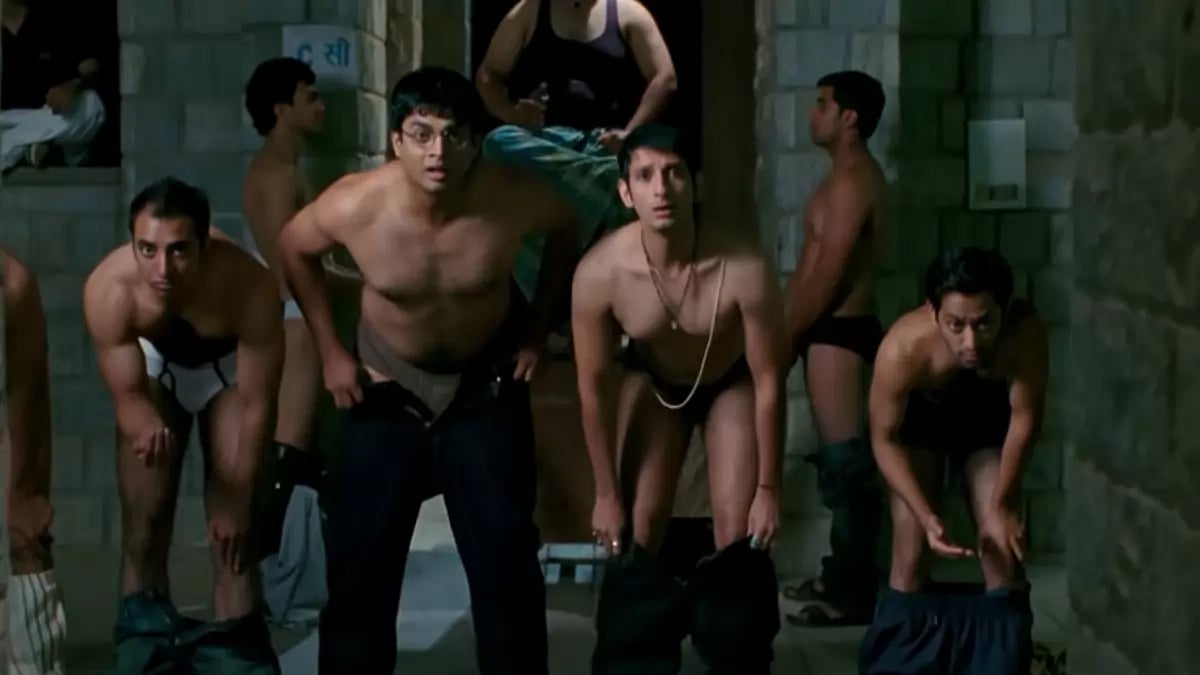 The ragging scene from 3 Idiots featuring Farhan (Madhavan) and Raju (Sharman Joshi)