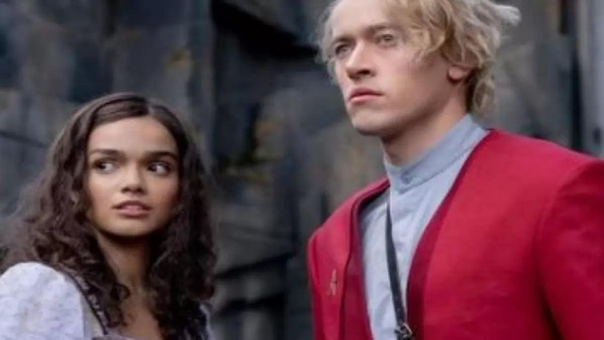 Coriolanus Snow and Lucy Gray Baird