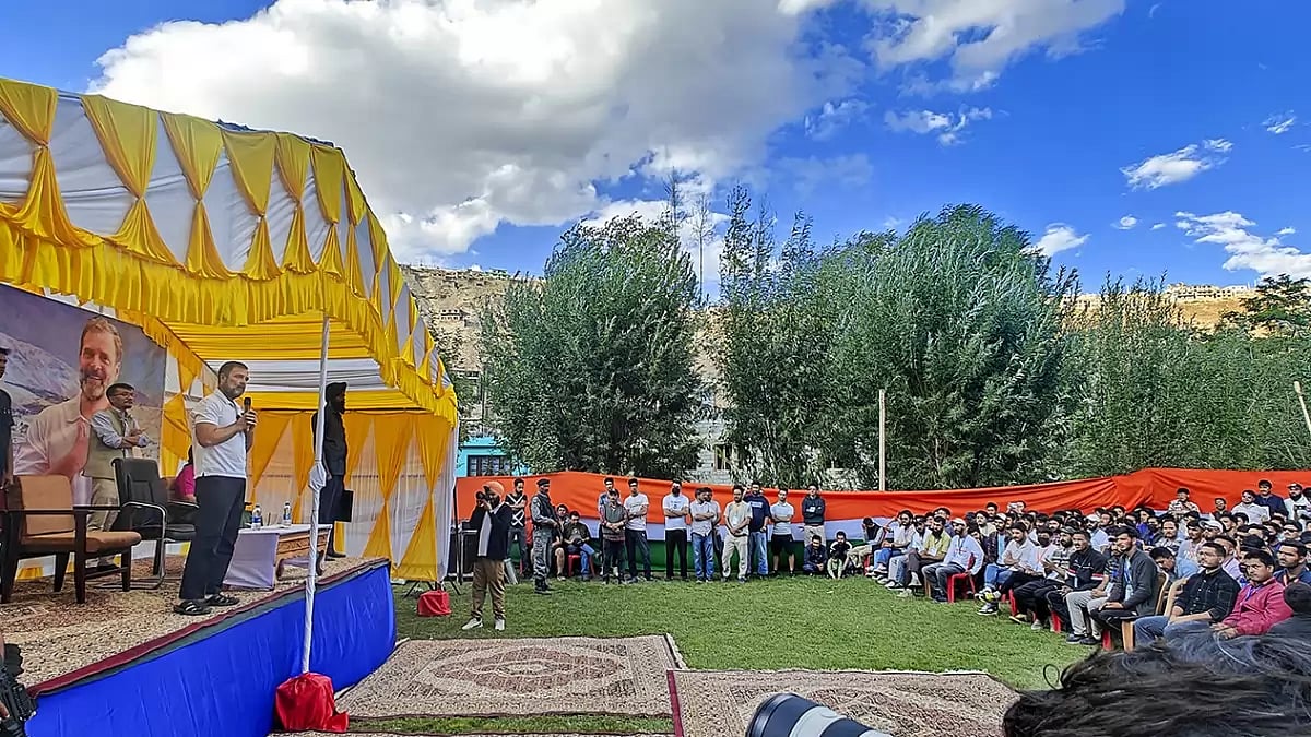 Rahul Gandhi in Kargil