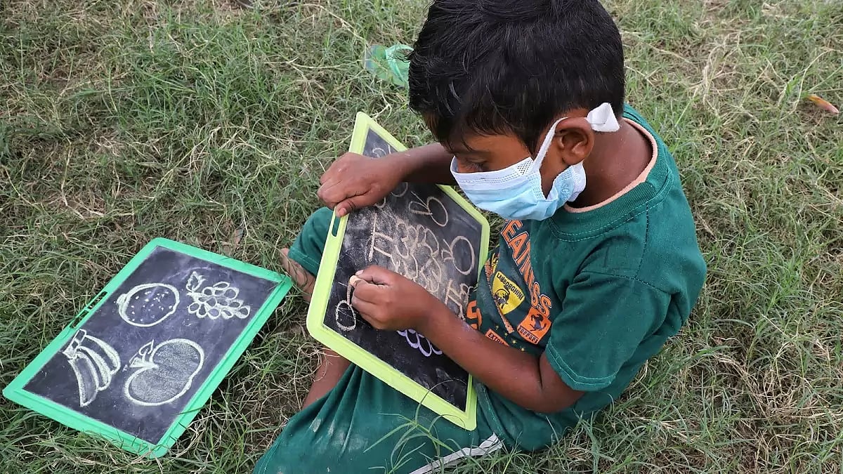 Delhi-based NGO 'Classroom on Wheels', run by Tejas Asia, for children from Deprived Communities.