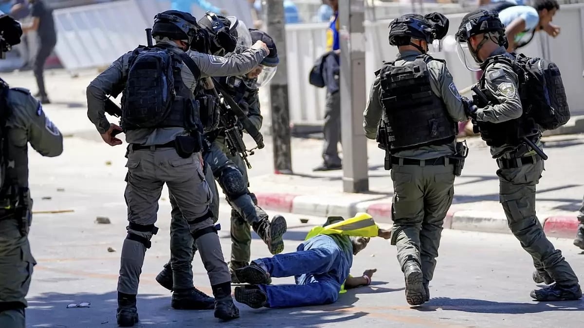 Massive protest erupts outside Eritrean embassy in Israel