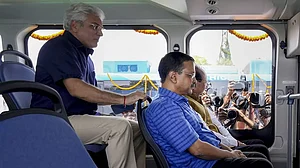 400 New e-buses launched by Delhi Govt