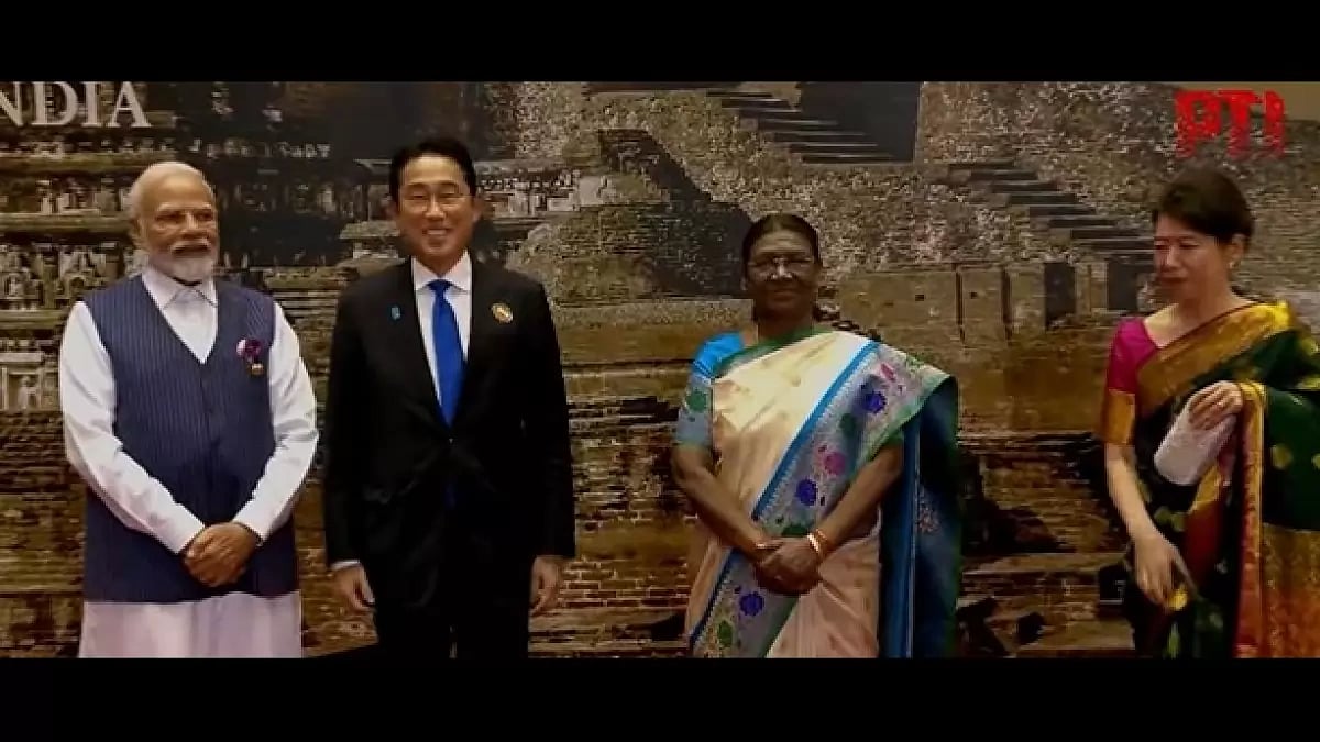 President Droupadi Murmu and PM Narendra Modi with Japanese PM Fumio Kishida and his wife