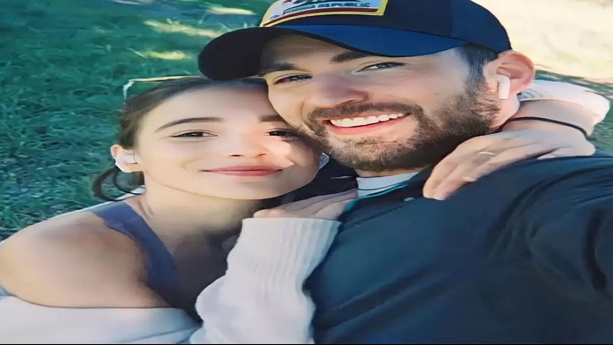 Chris Evans and Alba Baptista