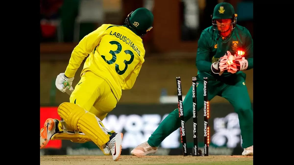 Marnus Labuschagne was stumped on Tabraiz Shamsi's magical delivery.