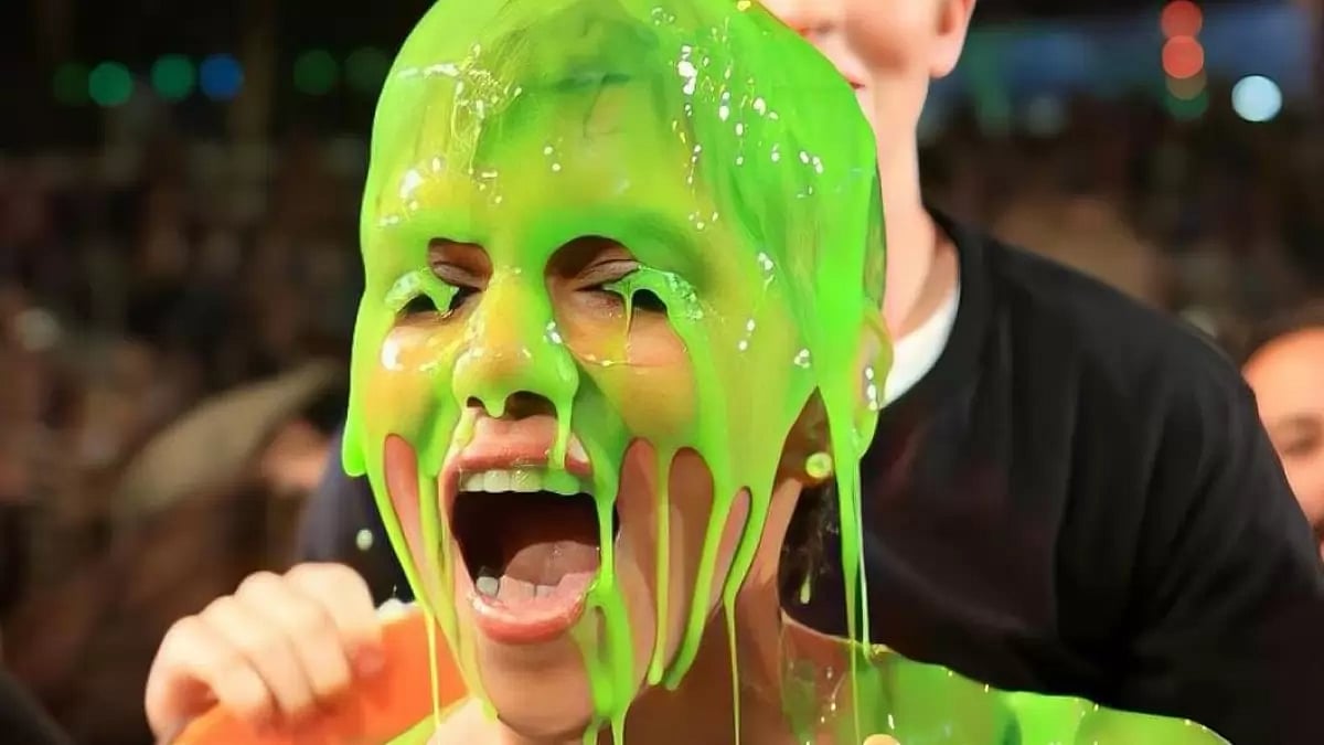 Drake’s social media: Halle Berry covered in slime at 2012’s Nickelodeon Kids' Choice Awards