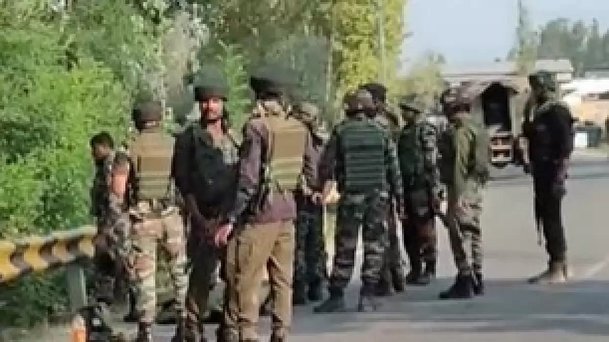 Security personnel at Handwara-Baramulla highway