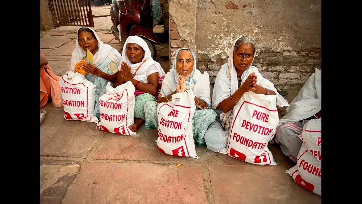 Pure Devotion Foundation extends its support to abandoned widows residing in Vrindavan and its neigh