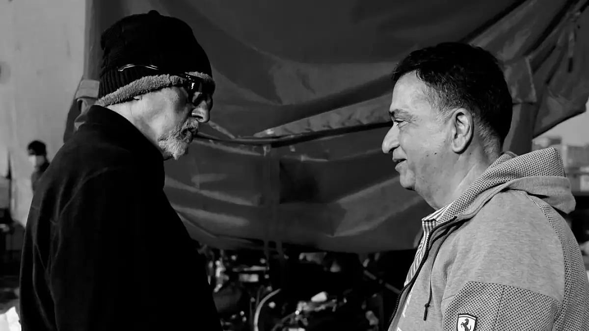 Actor Amitabh Bachchan with director Sham Kaushal