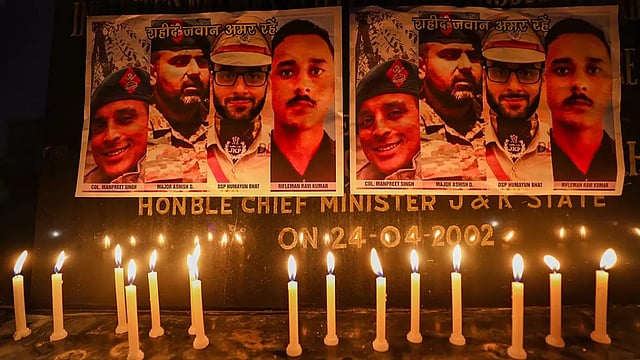 In Pictures: Anantnag Encounter Kills 4 Army And Police Personnel, Anti-Pakistan Protest Erupts In J&K