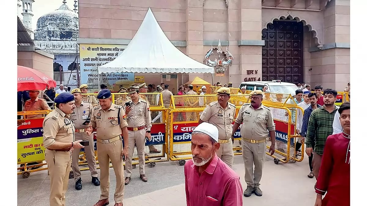 Friday prayers at Gyanvapi mosque