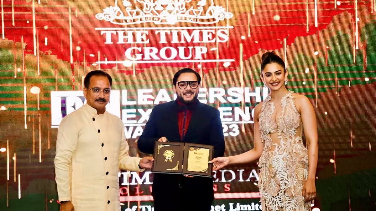 Alakshendra Singh, Head-Corporate Communications, EROS Group, proudly received the award on behalf o