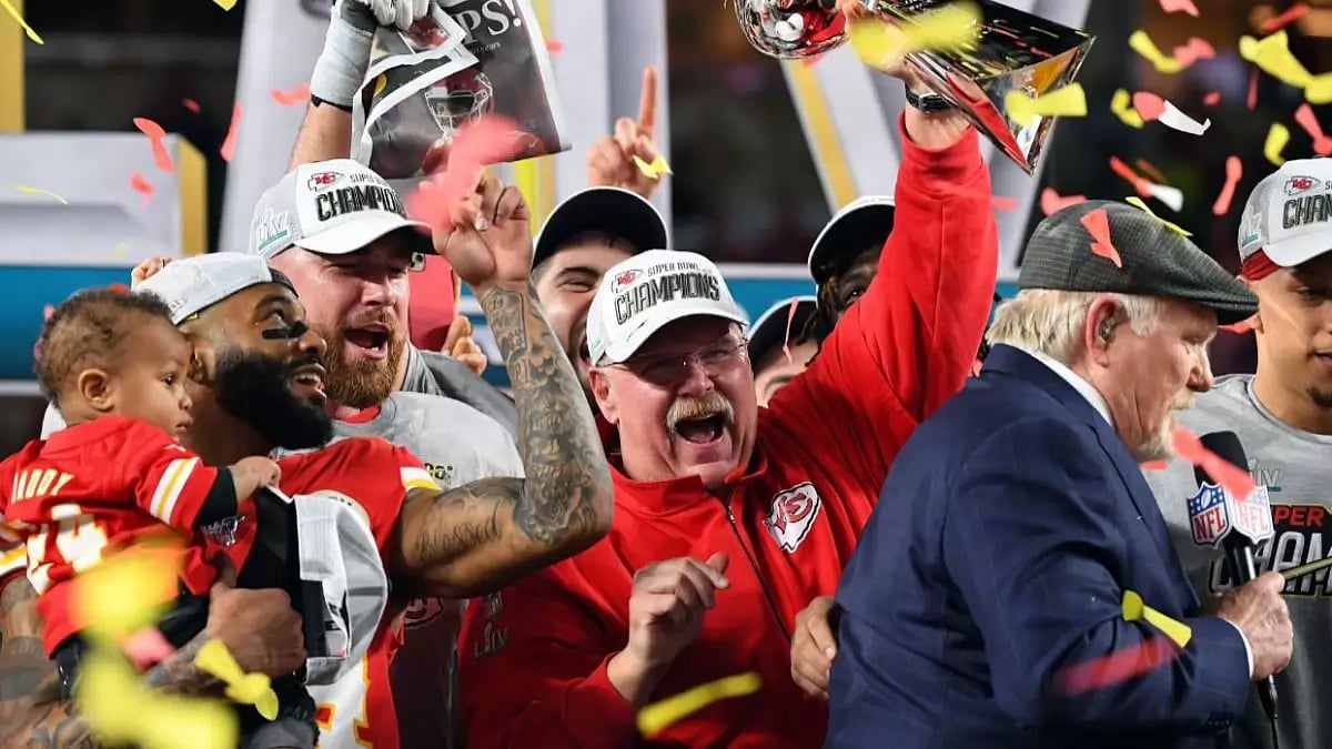 Dallas Texans to Chiefs