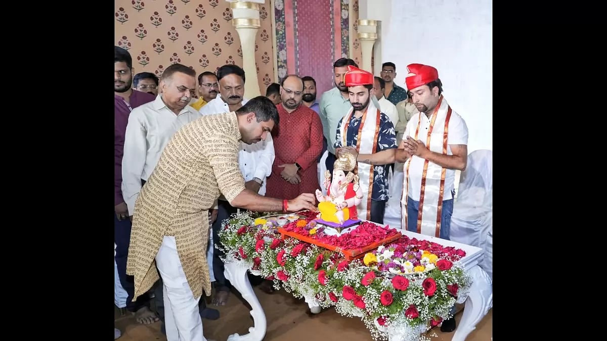 Ganesh Utsav (Festival) To Bring Prosperity To Kashmir! - Punit Balan