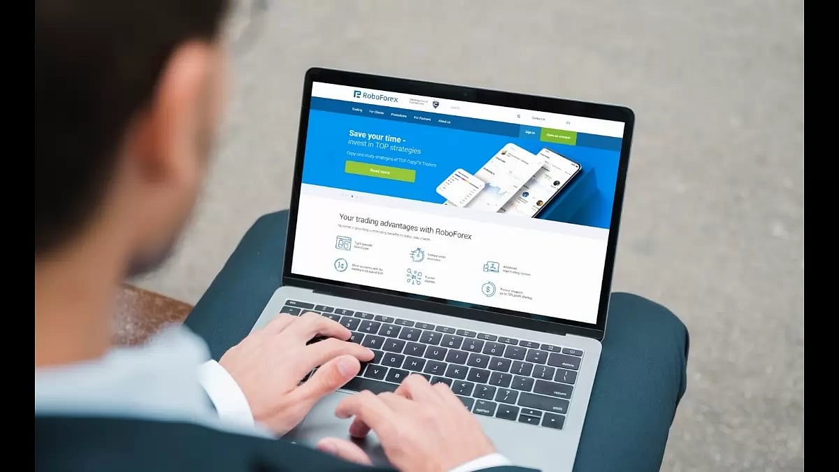 Experts Analyzed Roboforex.com