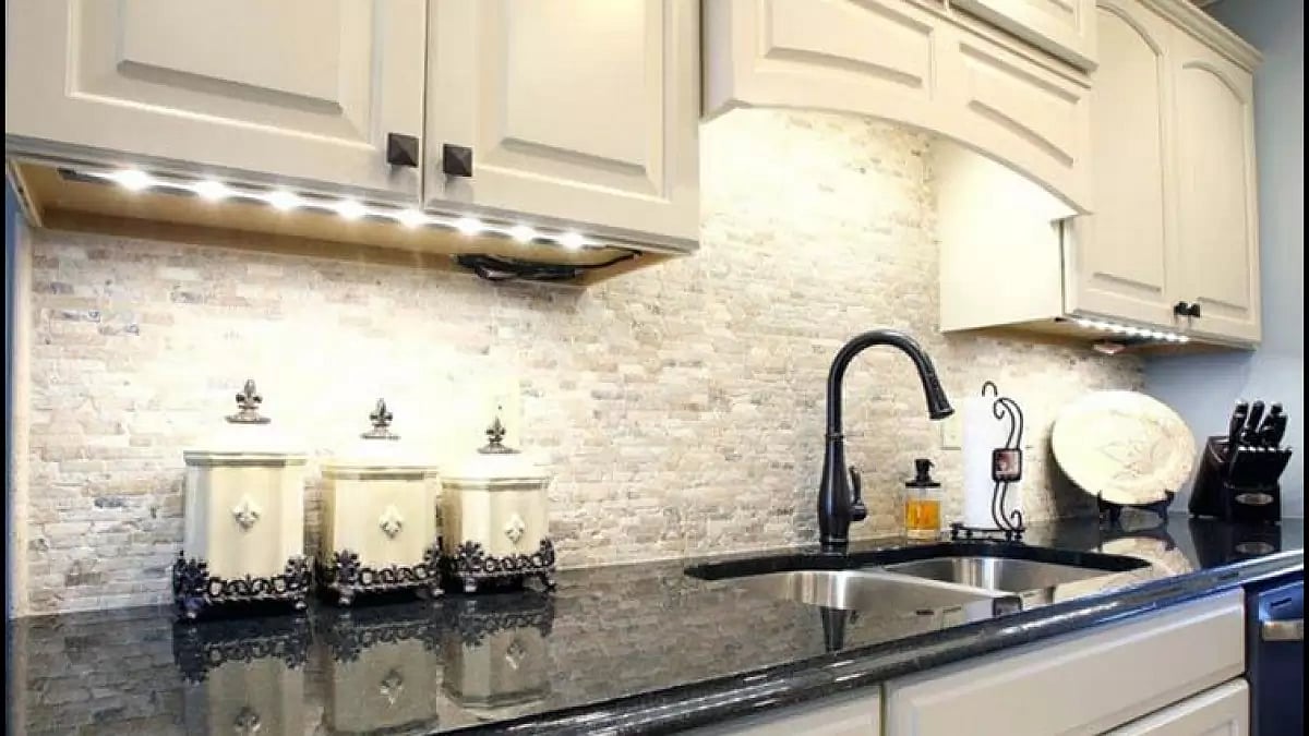 HomeLife LED Bar Reviews Are These Motion Sensor Lights Worth Buying?