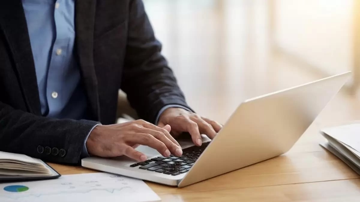 California Debt Relief Vs. California Debt Consolidation