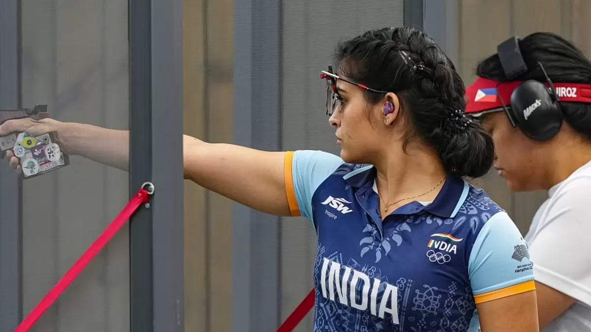 Manu Bhaker in action
