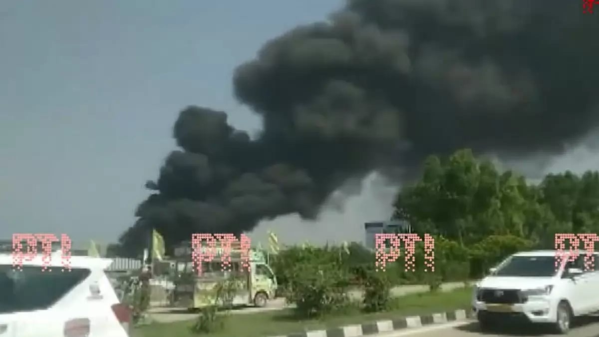 Several labourers were injured after a fire broke out in a chemical factory in Mohali, Punjab.