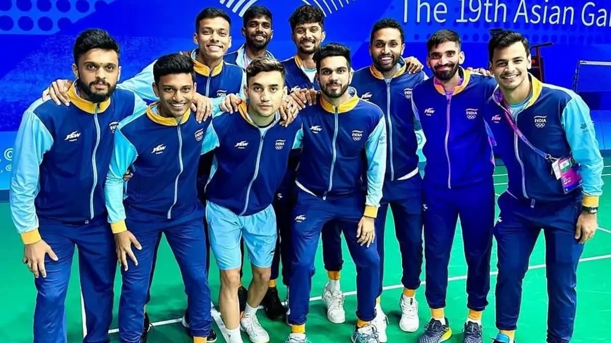 The Indian mens badminton team posing for the cameras - null