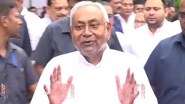 Bihar Caste Survey: CM Nitish Kumar Lauds The Report, RJD's Manoj Jha Calls It 'Historic', Here's How Leaders Reacted