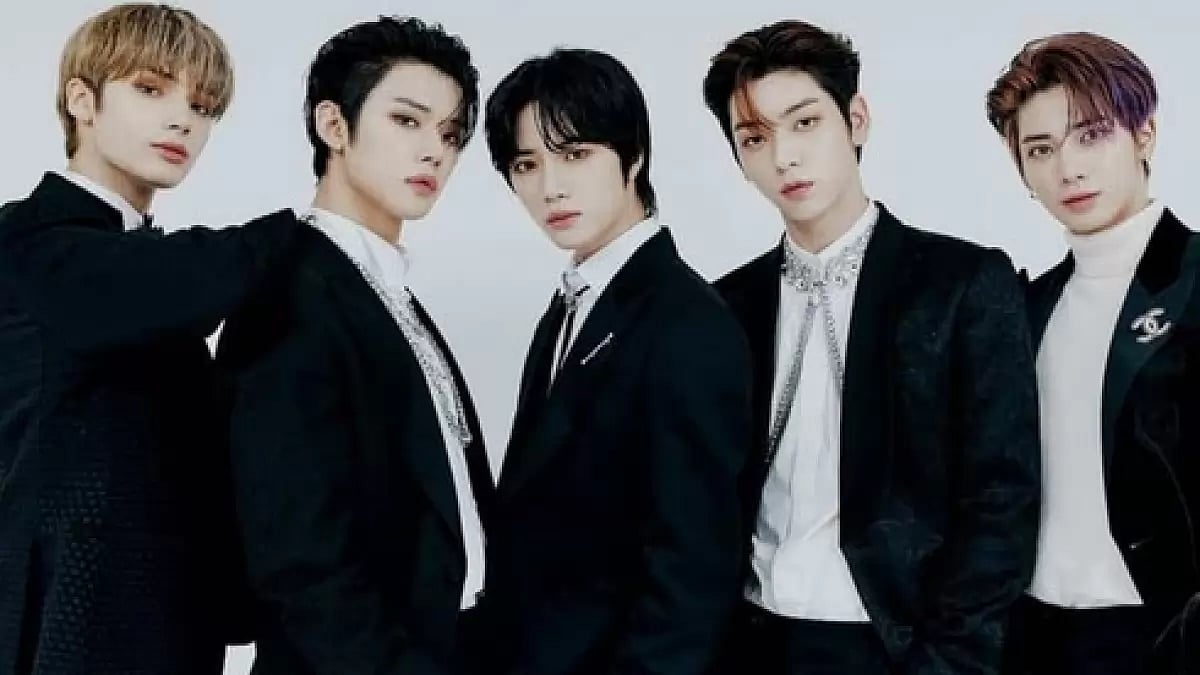 K-pop group Tomorrow X Together (TXT)