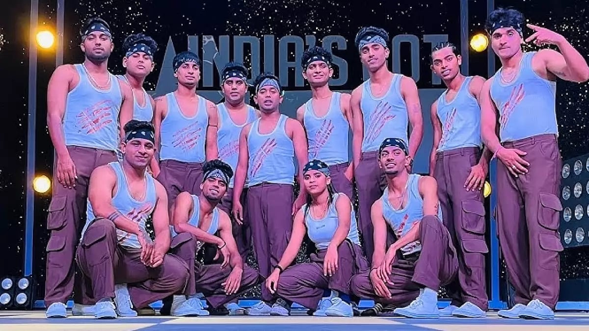 Dance group N House Crew 