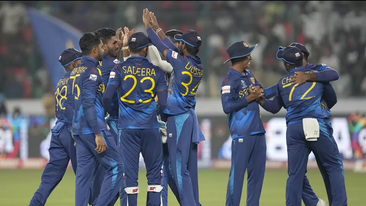 Sri Lankas Dilshan Madushanka celebrates the wicket of Pakistans Imam-ul-Haq with teammates