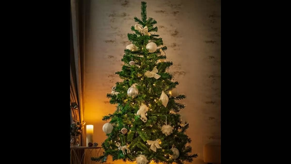Artificial Christmas Trees UK Buying Guide 2023 Top 7 Products