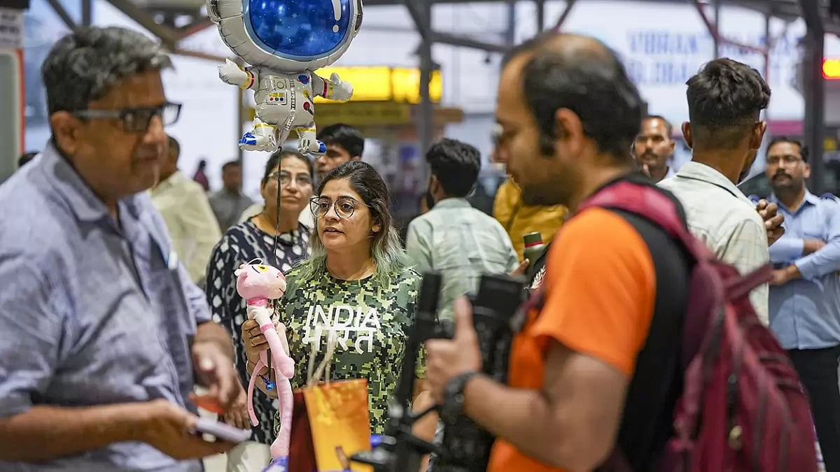 Operation Ajay: Indians arrive at IGI T3