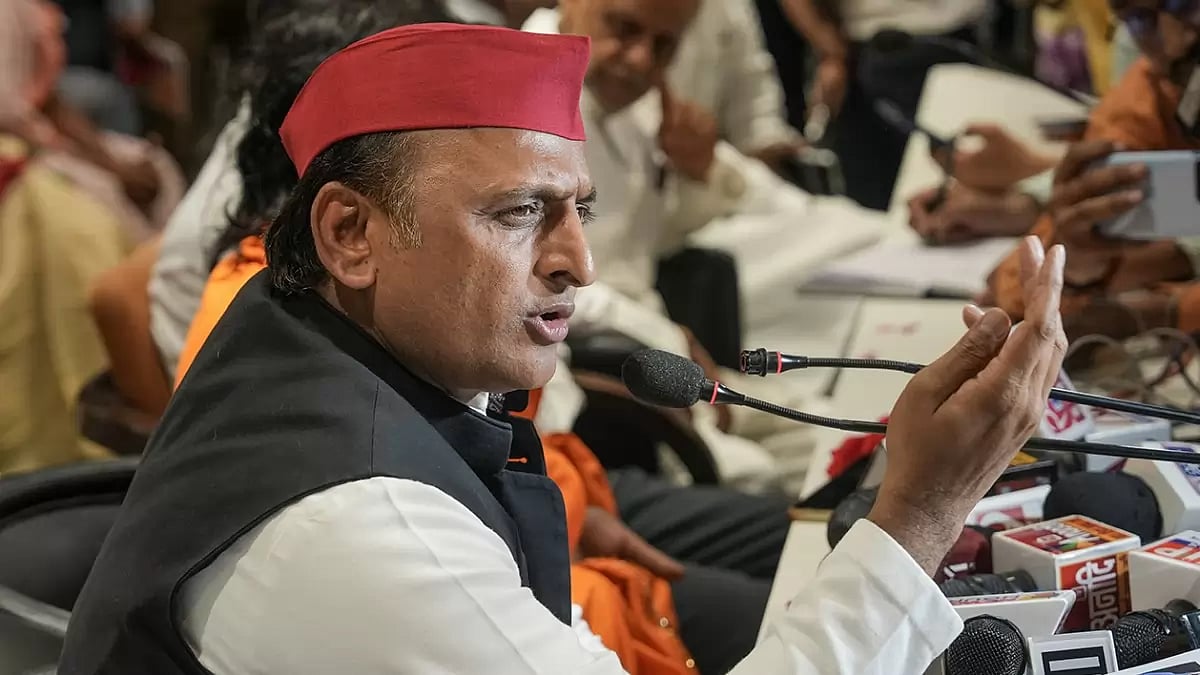 Akhilesh Yadav at party office